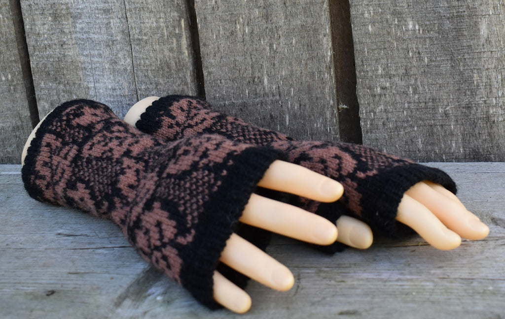 knitted women Latvian arm warmers, handmade wool fingerless gloves, size M/L half mittens