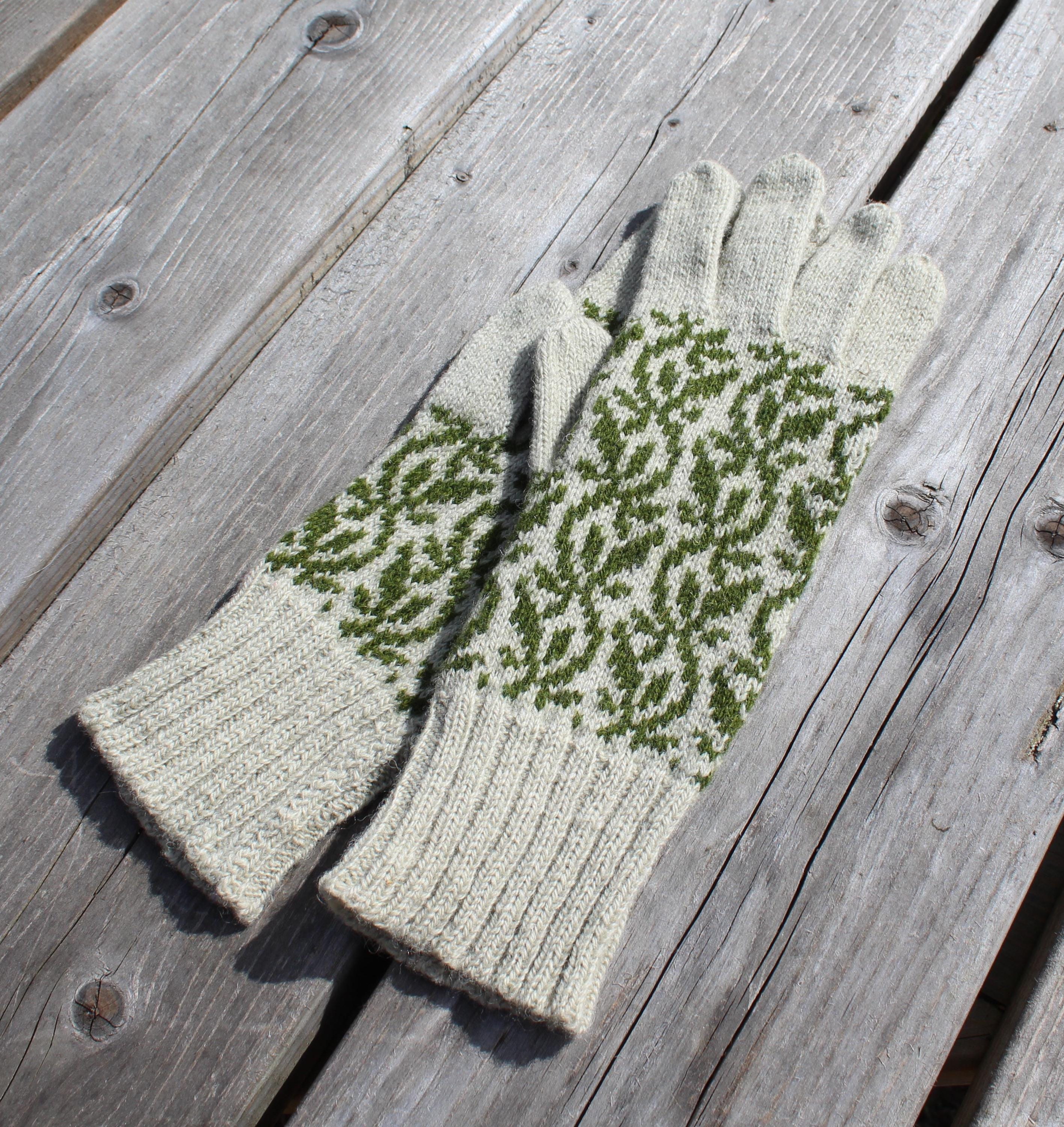 Handgestrickte Wollhandschuhe: Authentischer nordischer & lettischer Stil
