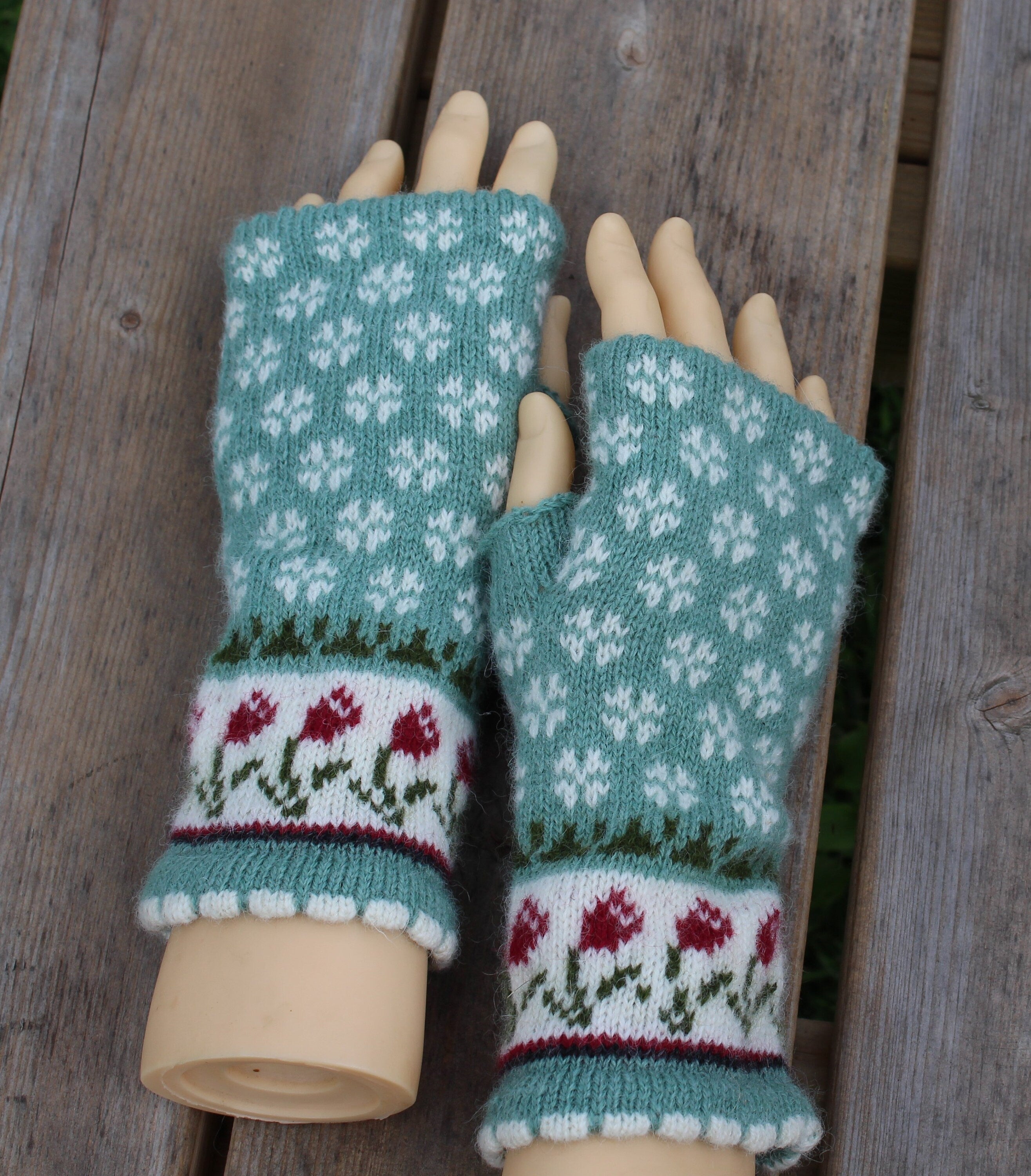 arm warmers, knitted Latvian fingerless gloves, handmade wool green half mittens