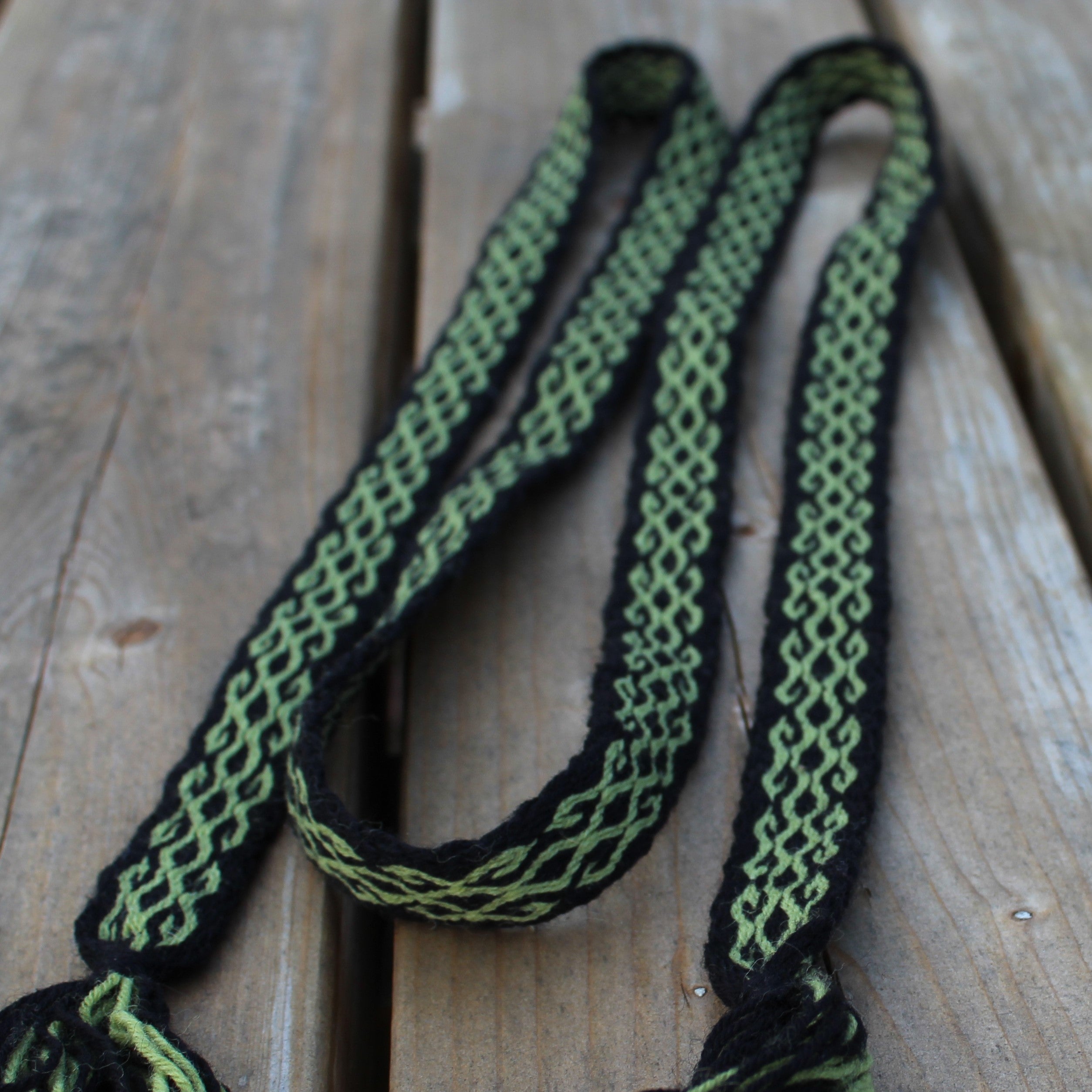 card weaving wool belt