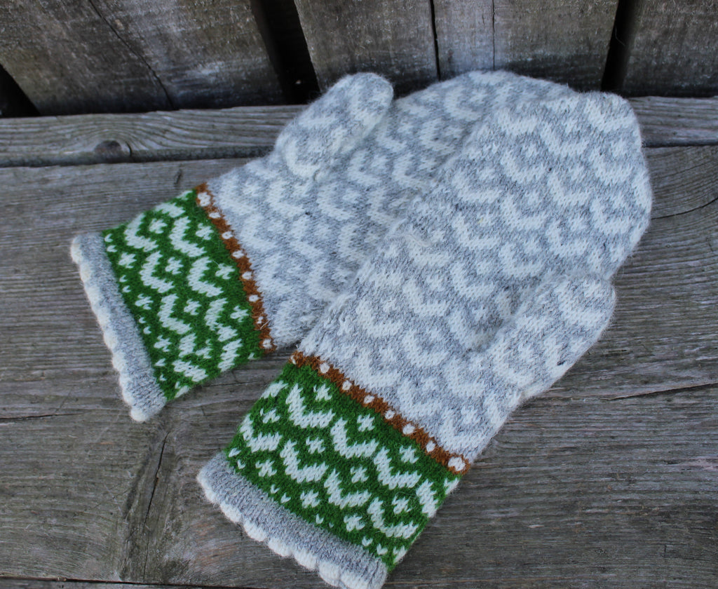 Knitted Fair Isle Wool Mittens:  warm winter gloves