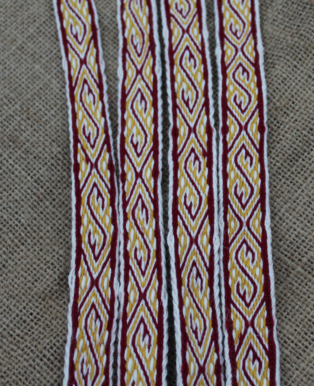 Card weaving wool belt