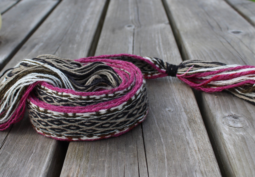 weaving wool belt