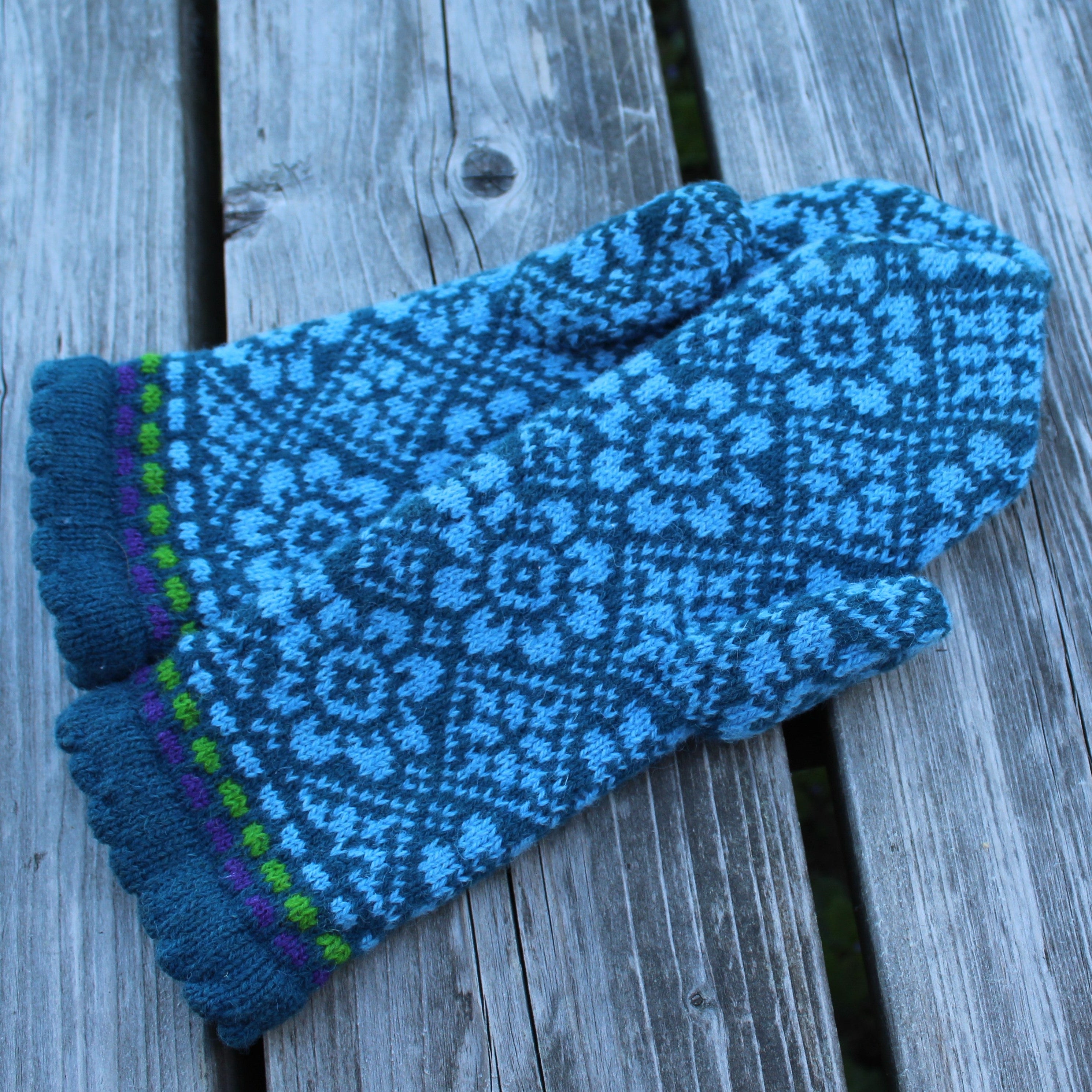 teal blue wool Latvian mittens