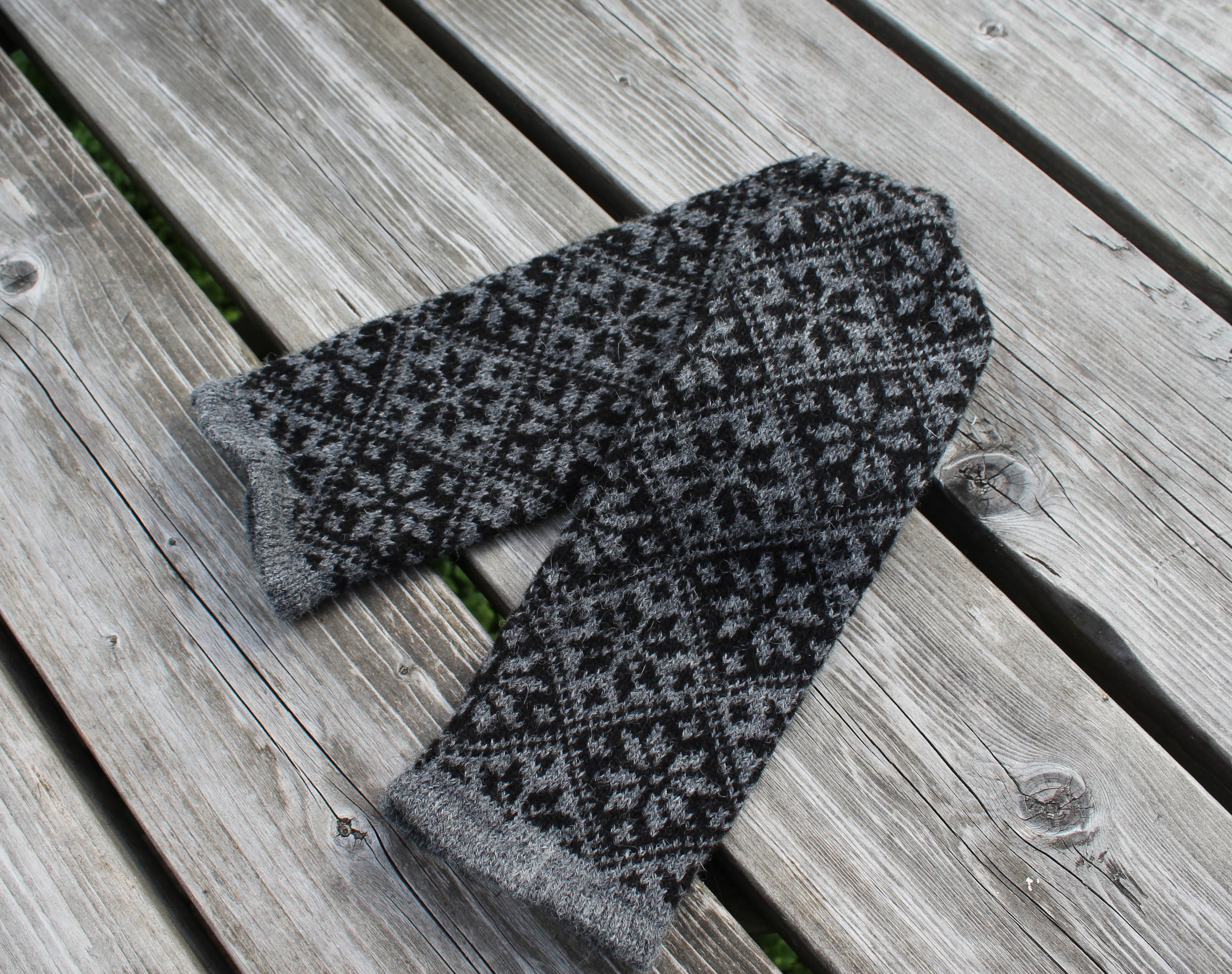 Knitted Fair Isle Wool Mittens:  Warm Latvian Gloves