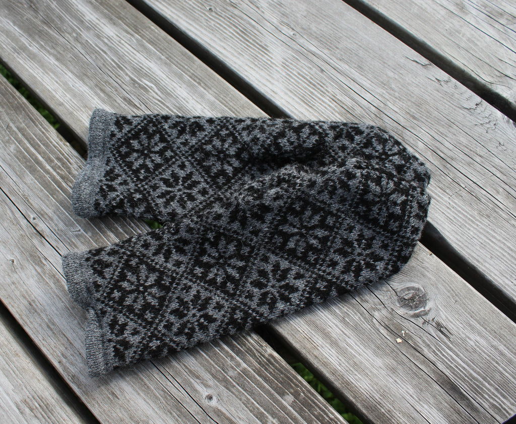 Knitted Fair Isle Wool Mittens:  Warm Latvian Gloves