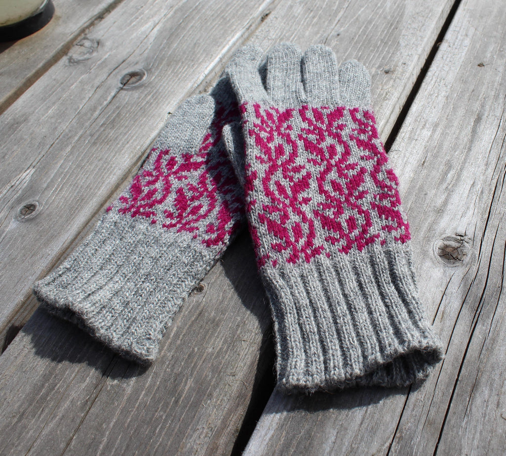 Handgestrickte Wollhandschuhe: Authentischer nordischer & lettischer Stil