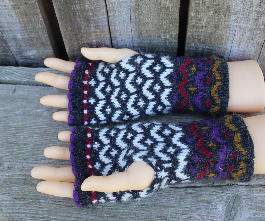 Knitted Wool Fingerless Gloves: Latvian Hand Warmers, Gray & White