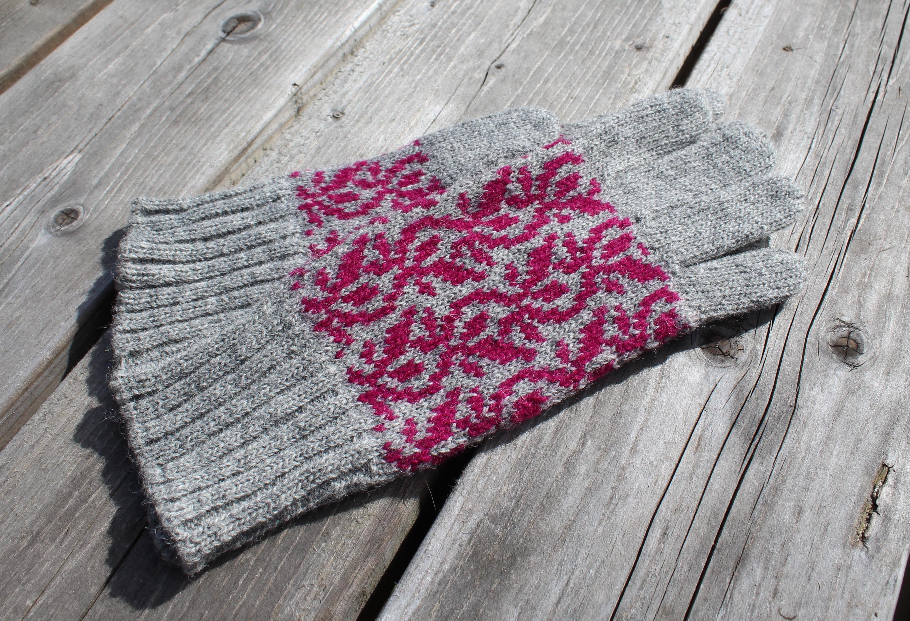 Handgestrickte Wollhandschuhe: Authentischer nordischer & lettischer Stil