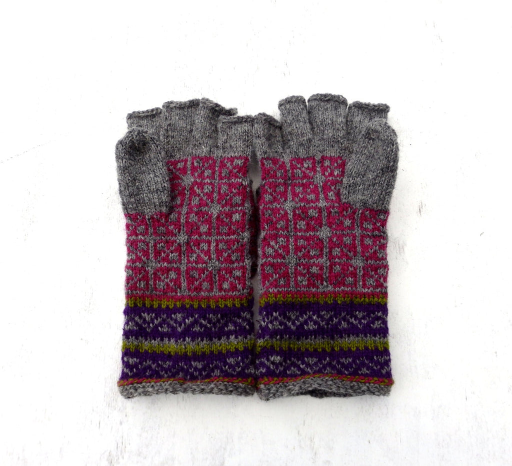 Hand Knitted Wool Convertible Gloves: Gray Purple Nordic Mittens