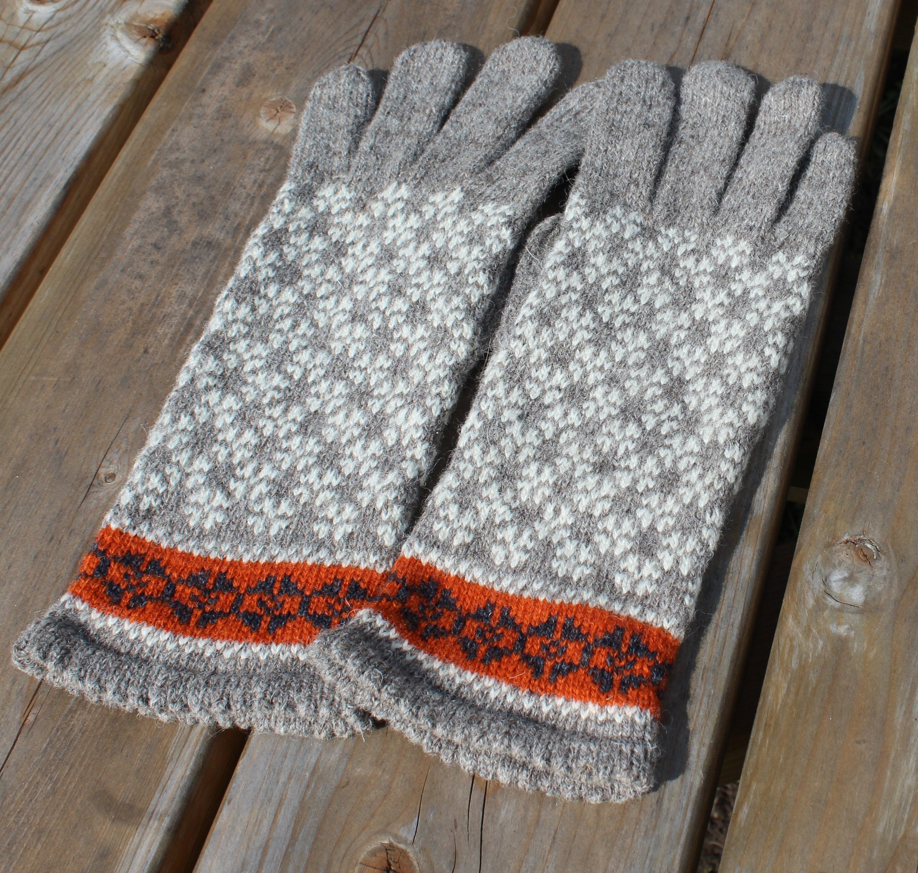 Hand-Knitted 100% Wool Latvian Gloves – Eco-Friendly Winter Mittens